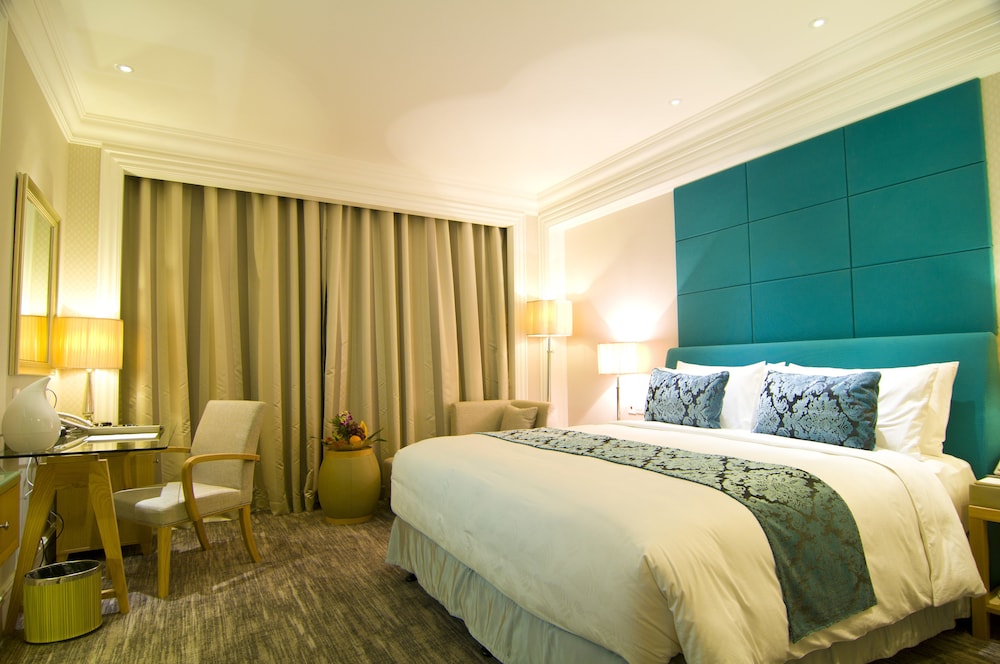 Royal Grace Hotel 17/49