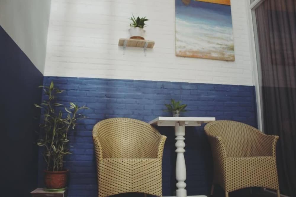 Lighthouse Boutique Hotel 34/45