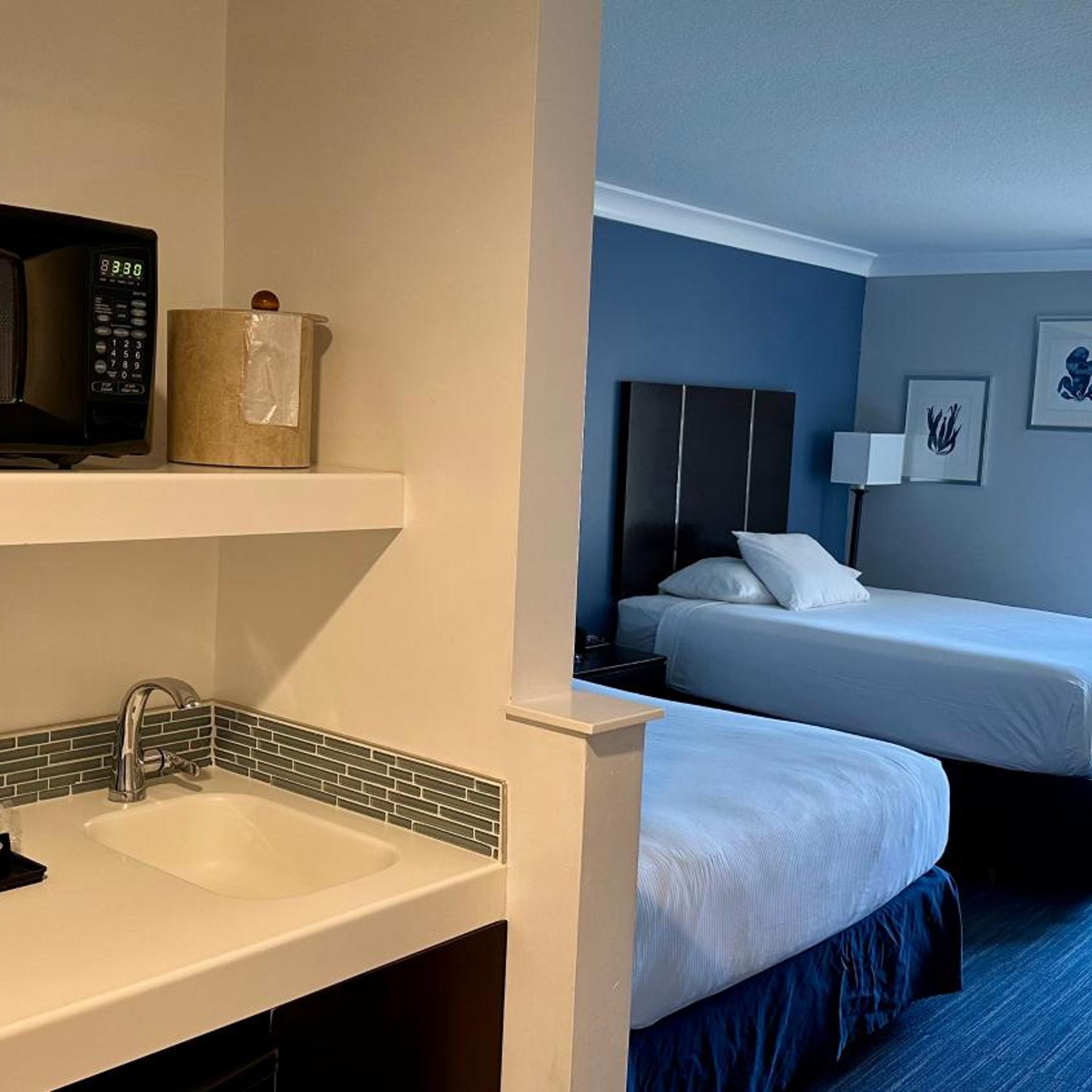Executive, 2 Queen Beds, Hot Tub, Balcony