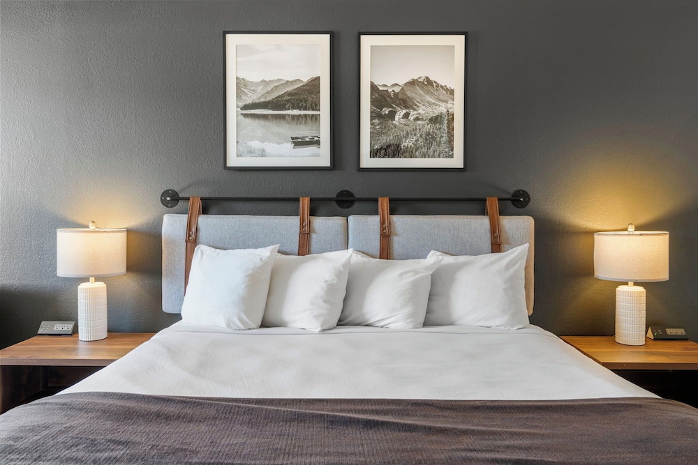 Adventure Inn Durango 32/52