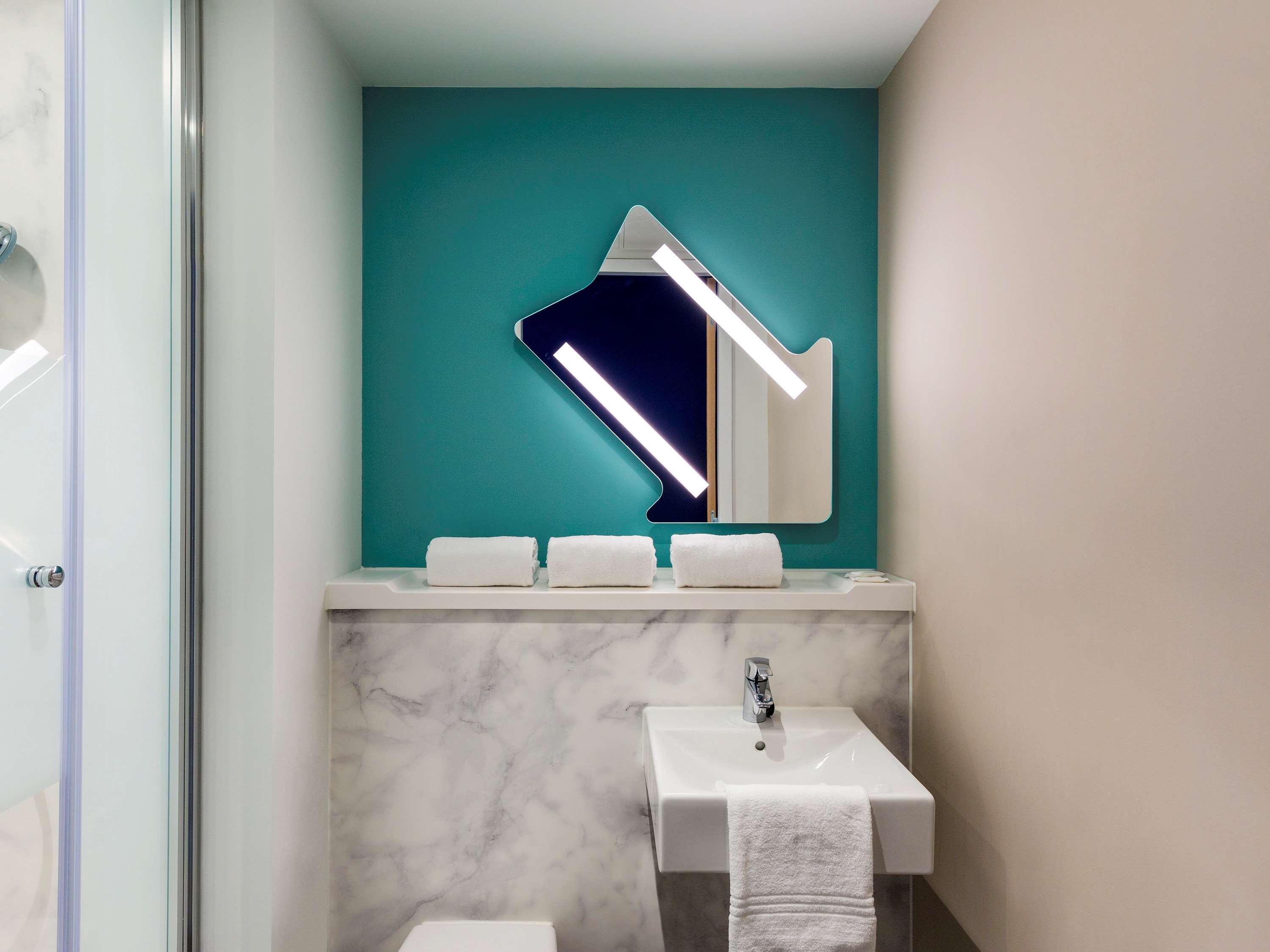 غرفة قياسية بسريرين منفصلين، Ibis Budget Amsterdam City South 5/5