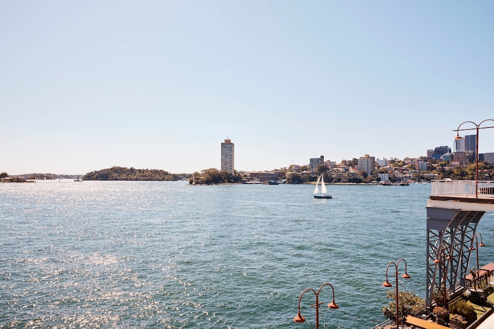 Pier One Sydney Harbour Autograph Collection 17/47