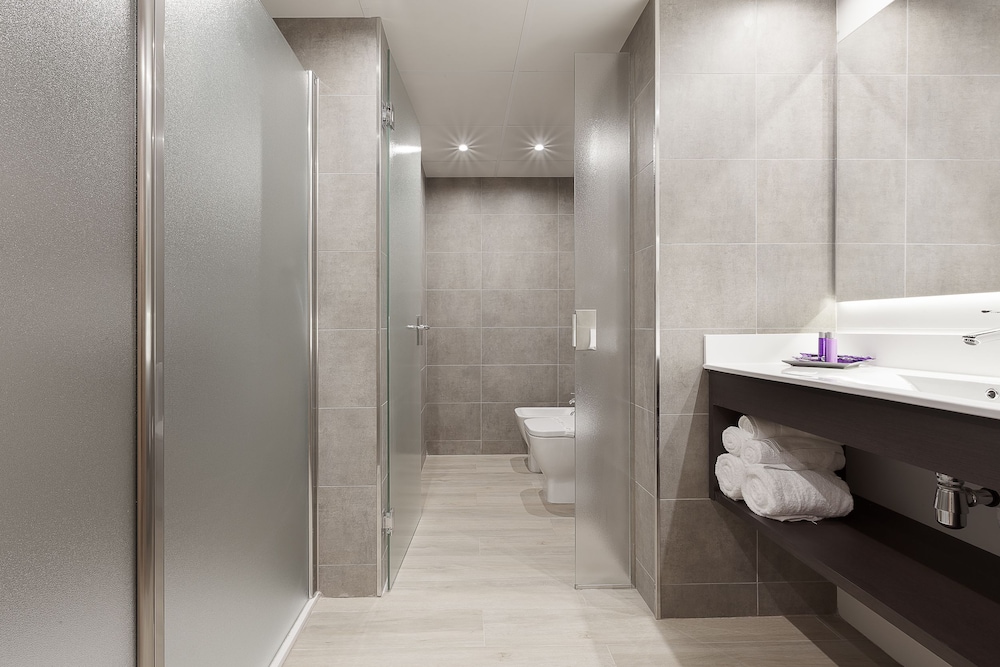 Beverly Park Hotel Spa 65/66