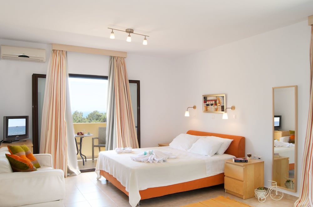 Miraluna Hotel 19/50