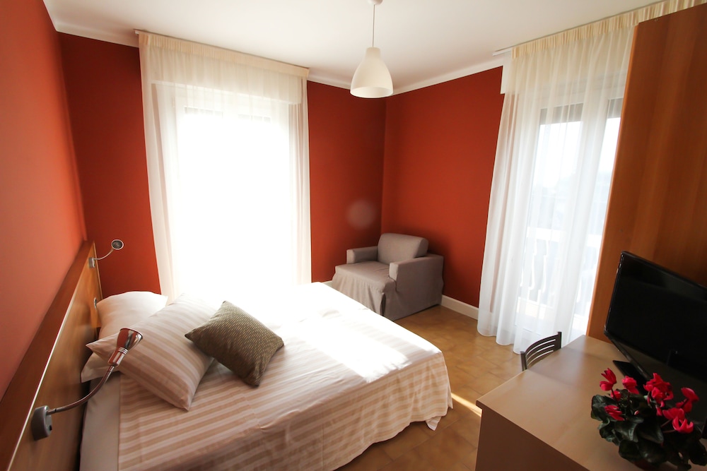 Bardolino Hotel 11/41