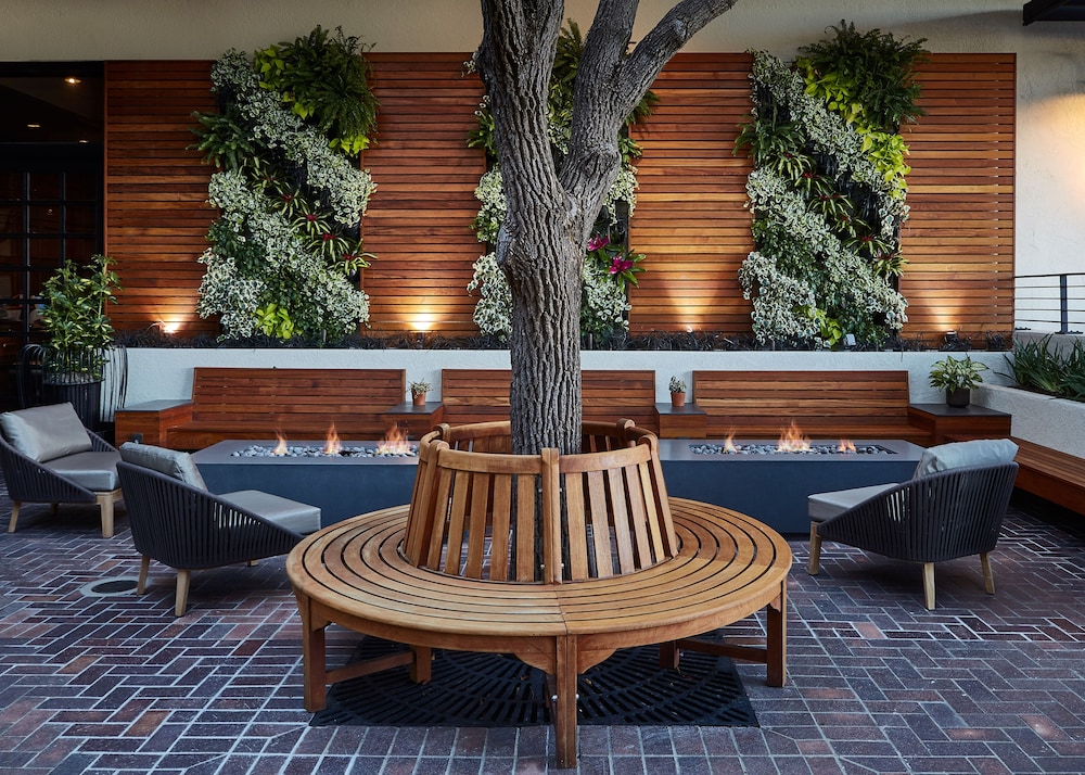 Portola Hotel Spa At Monterey Bay 33/44