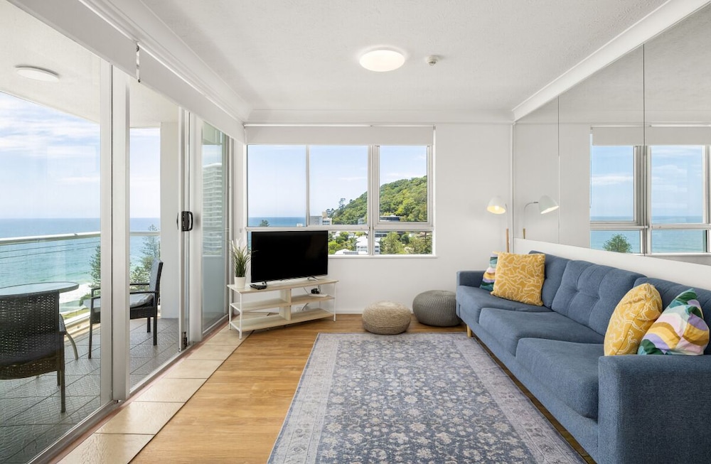 Burleigh Beach Tower 32/49