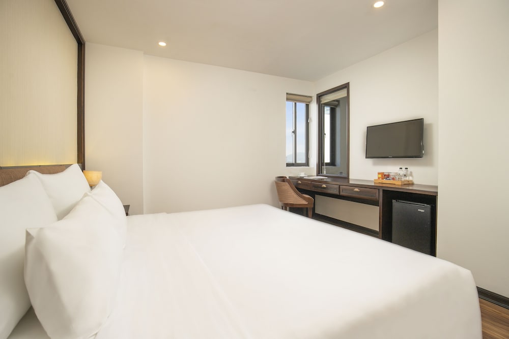 Palazzo 2 Hotel Danang 12/50