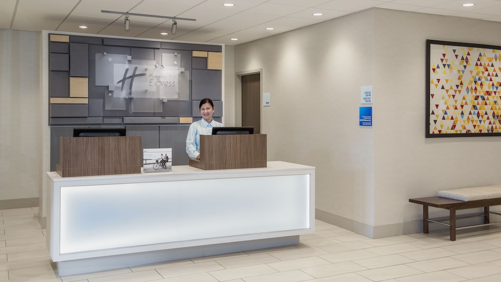 Holiday Inn Express Hotel Suites Airdrie Calgary 8/51