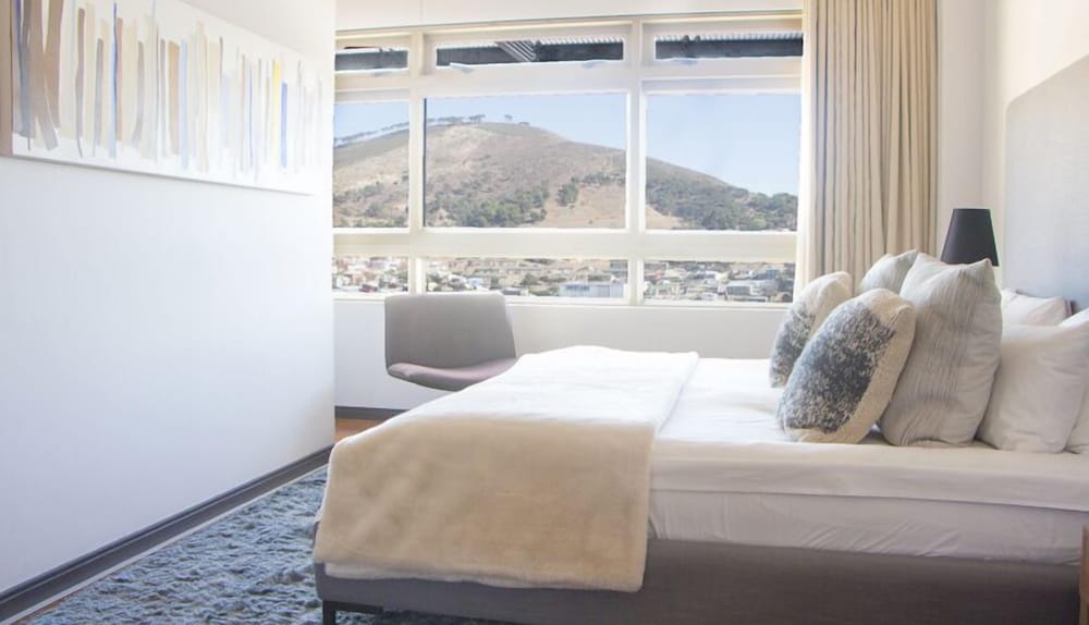 ITC Hospitality Group Penthouse 2 Bedrooms Cartwright s Corner 10/38