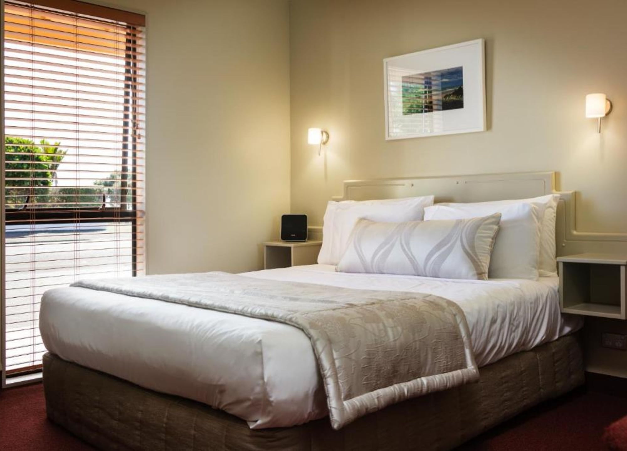1 Bedroom, Premium, Suite, Queen Bed, Sofa