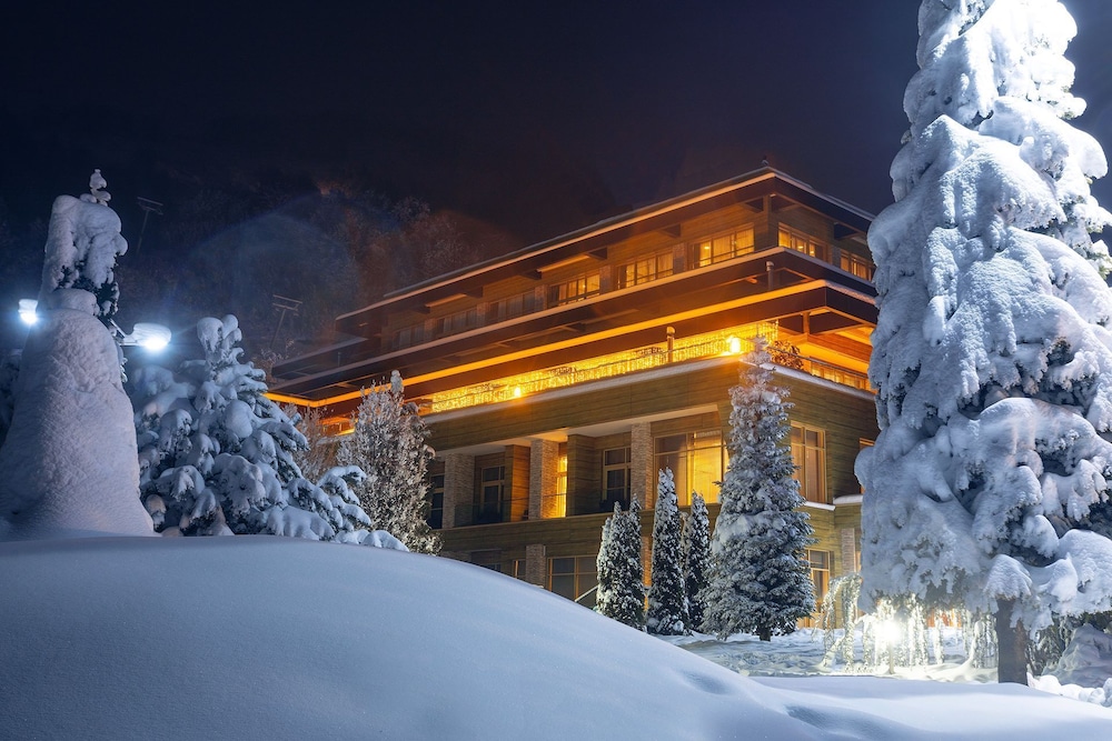 Qafqaz Tufandag Mountain Hotel