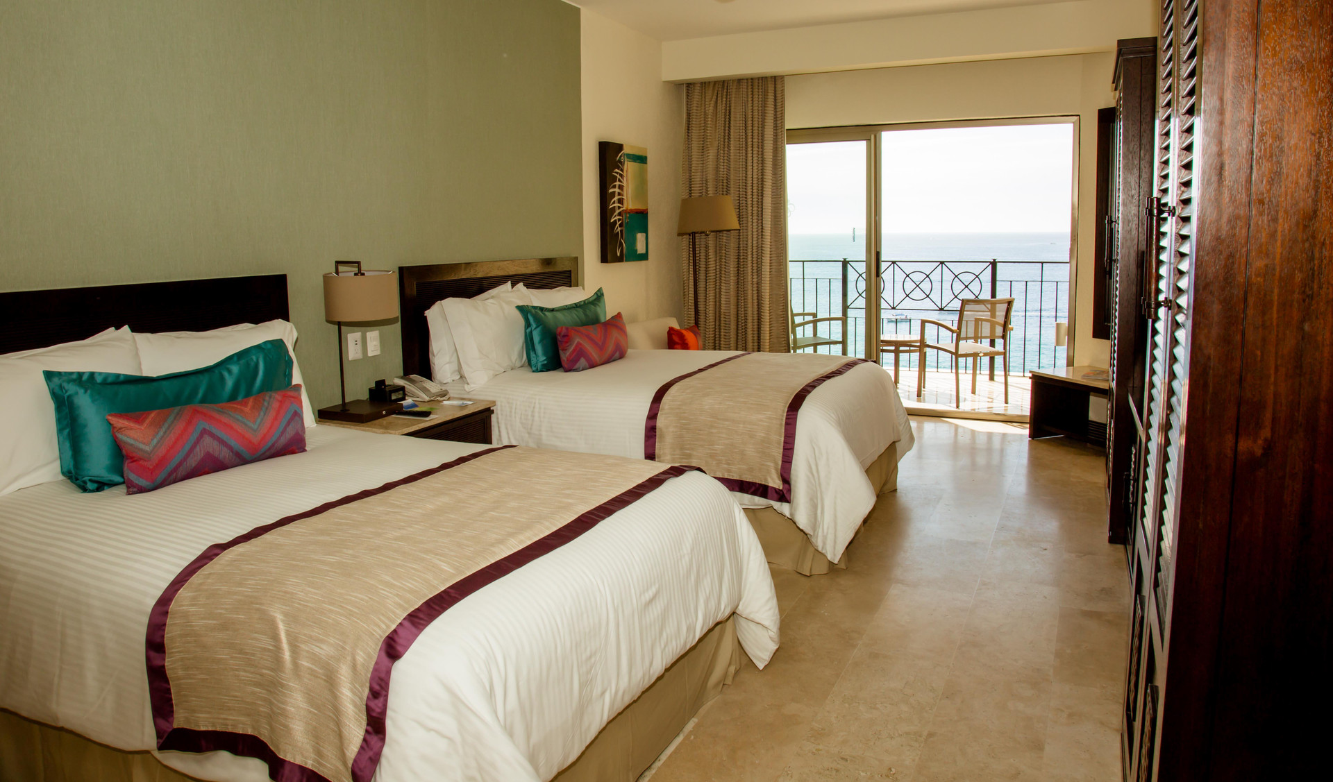 2 Bedrooms, Master, Apartment, Beach View