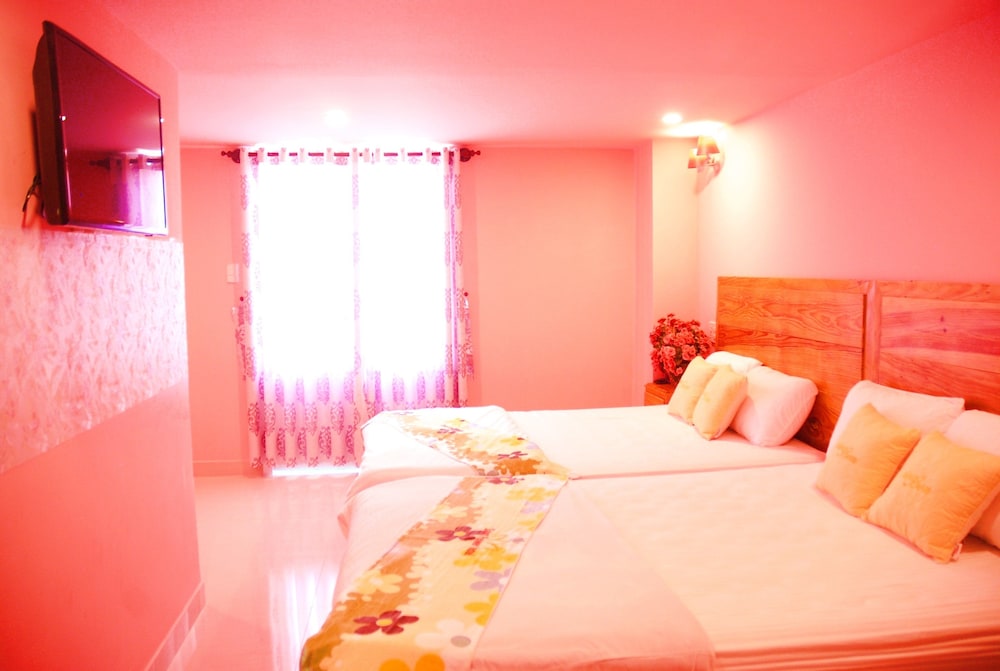 Dalat Flower Hotel 42/72
