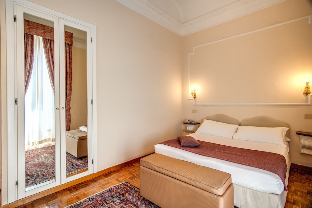 Hotel City Palazzo Dei Cardinali 3/80