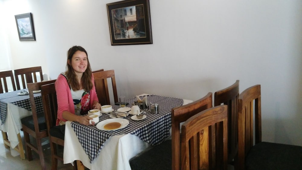 Lemon Tree Hotel 40/44