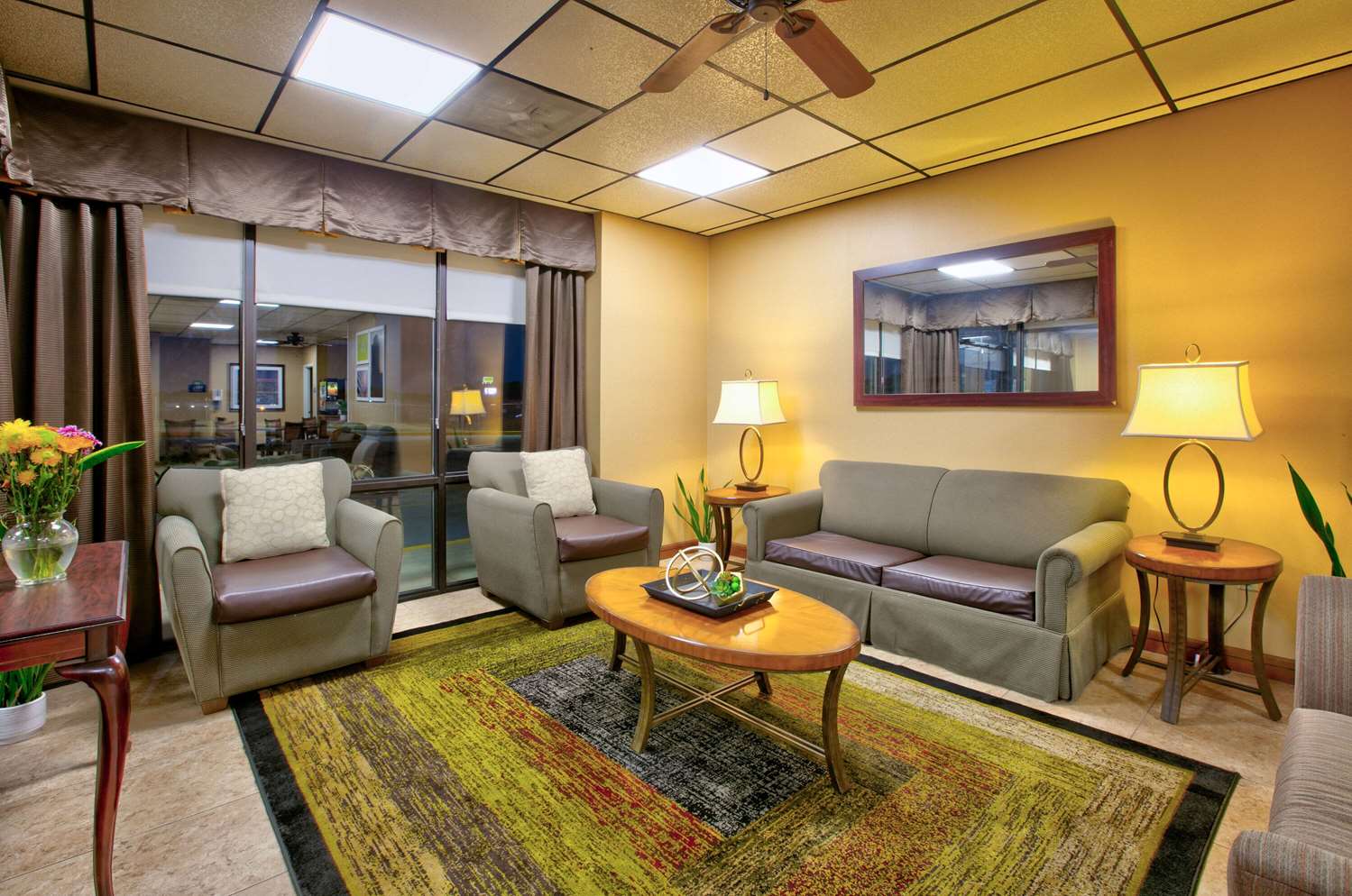 Days Inn By Wyndham Batesville 13/25