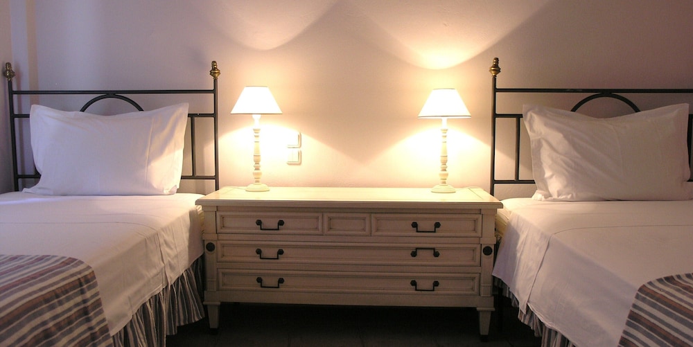 Master, Suite, Twin Beds, King Bed, Sea View, 2 Balconies، Agnantia Bed & Breakfast 3/3