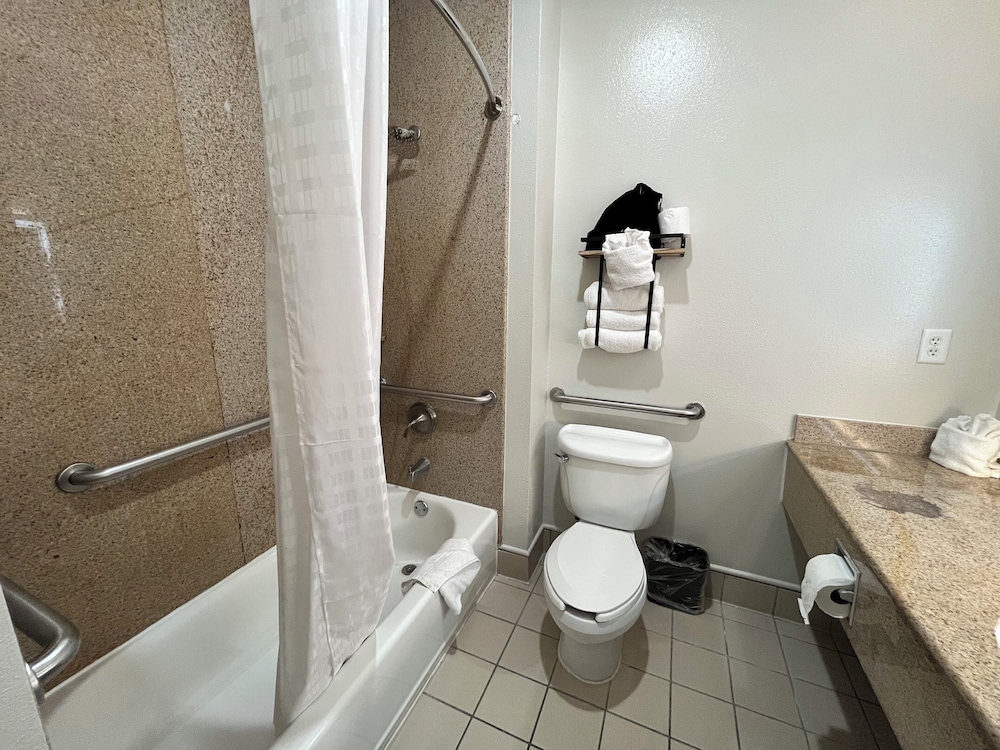 Sonesta Essential Hotel Houston-I-45 Spring 43/47