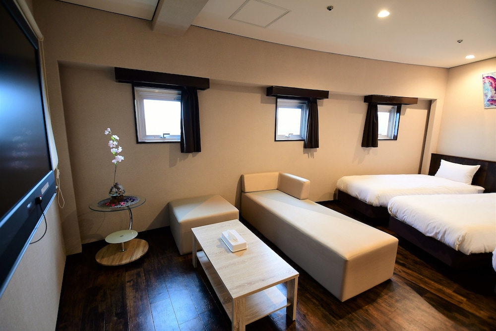 Rycom Crystal Hotel 39/59