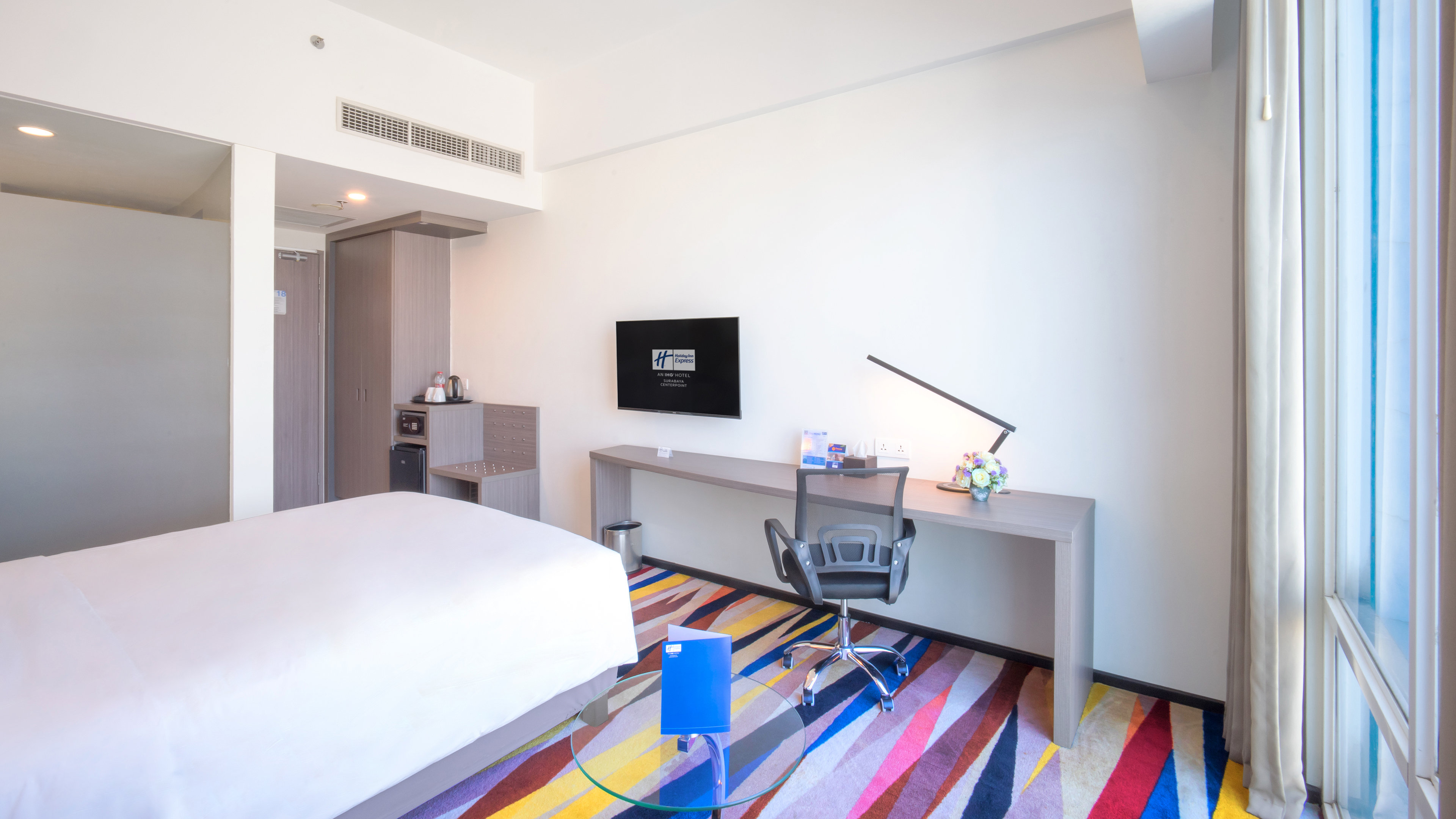 Holiday Inn Express Surabaya Centerpoint by Ihg 26/81