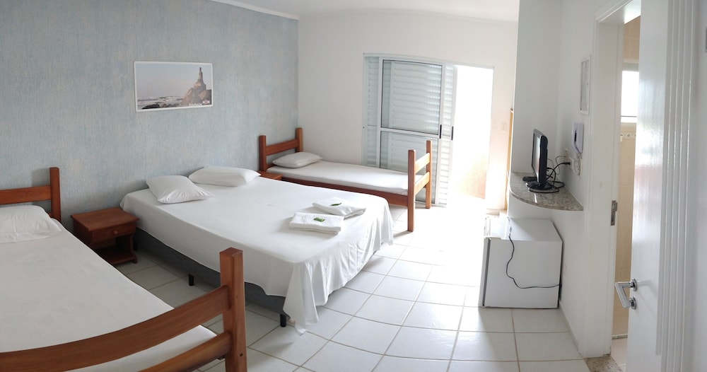 HOTEL CLUBE AZUL DO MAR 10/50