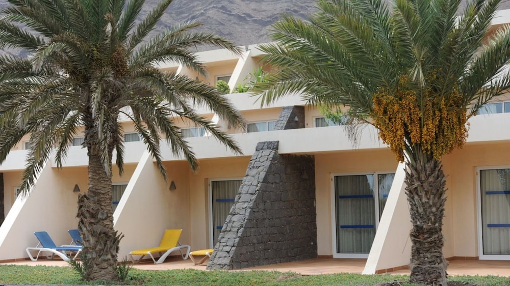 Foya Branca Resort Hotel 3/43