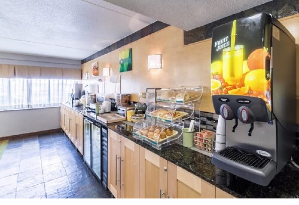 梅约医疗院区质量套房酒店(Quality Inn & Suites Mayo Clinic Area) 图片3