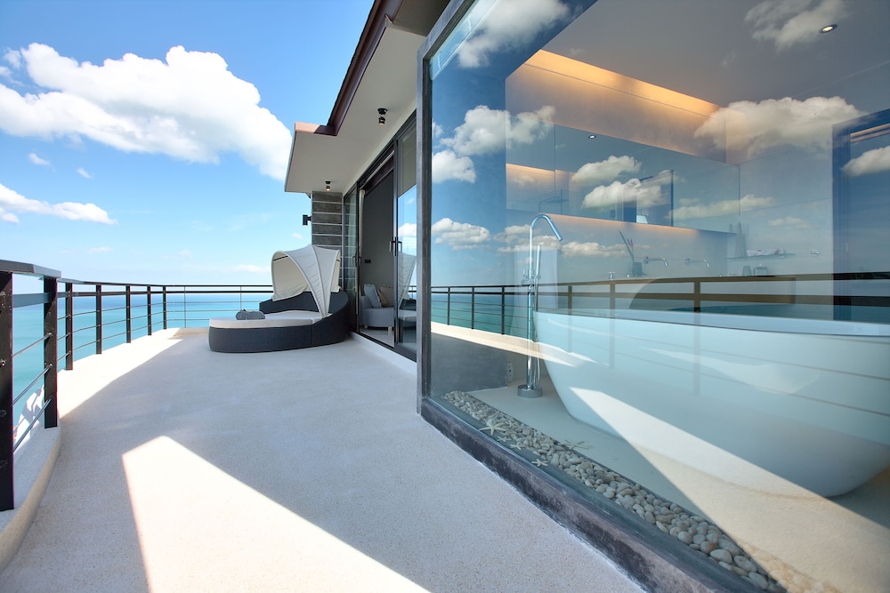 Villa Moonshadow 40/45