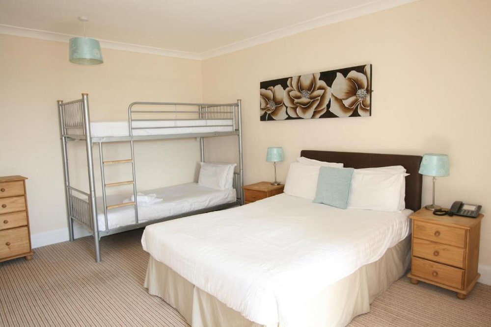 Pentire Hotel 11/63