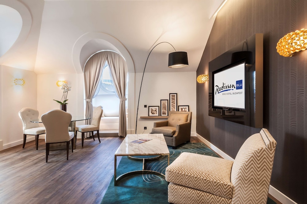 Radisson Blu Beke 44/70