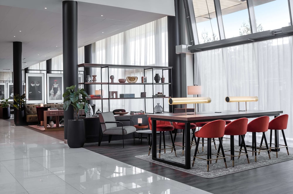 Radisson RED Oslo Airport 42/60