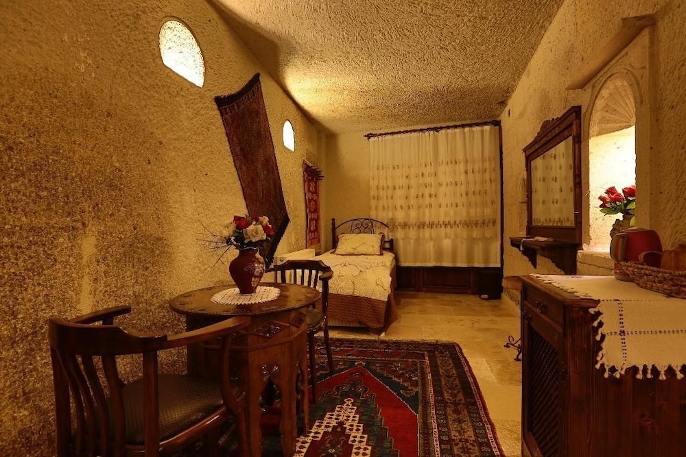 Safran Cave Hotel 34/50