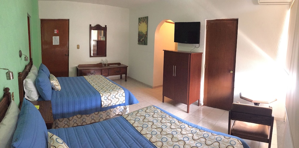Hotel Palacio 24/57