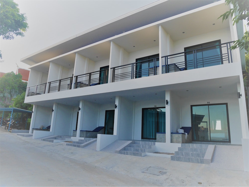 Sarocha Villa 3/71