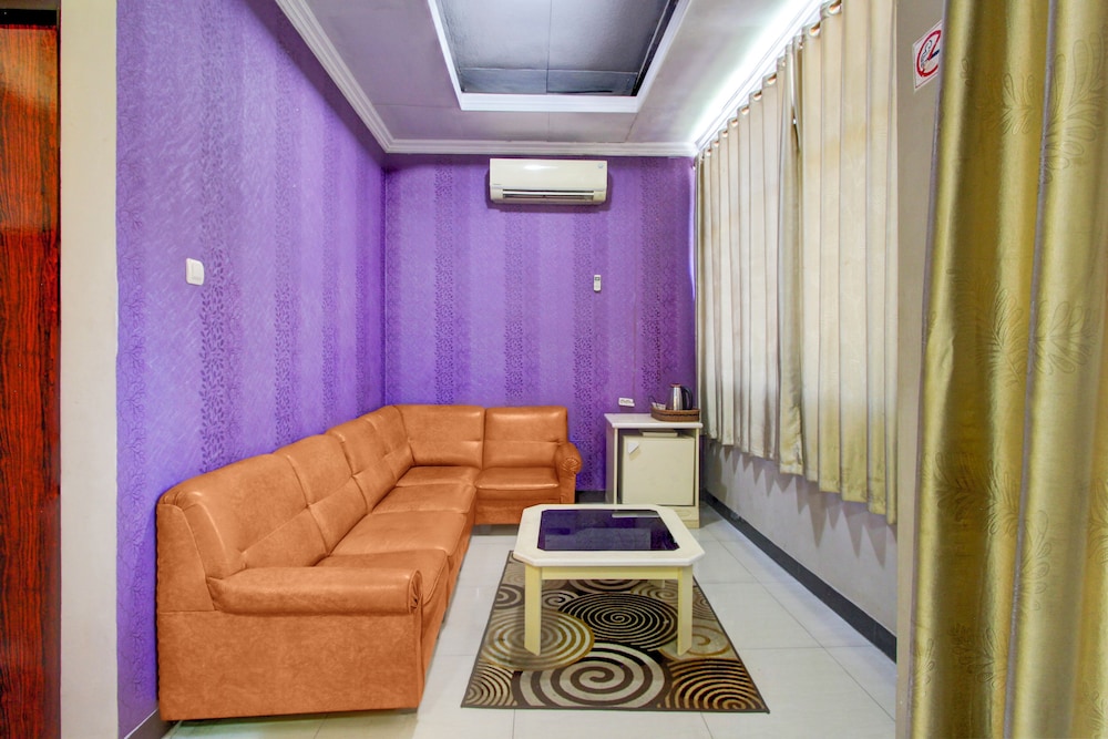 Oyo 3934 Hotel Istana Syariah Ex Istana Pekalongan 36/50