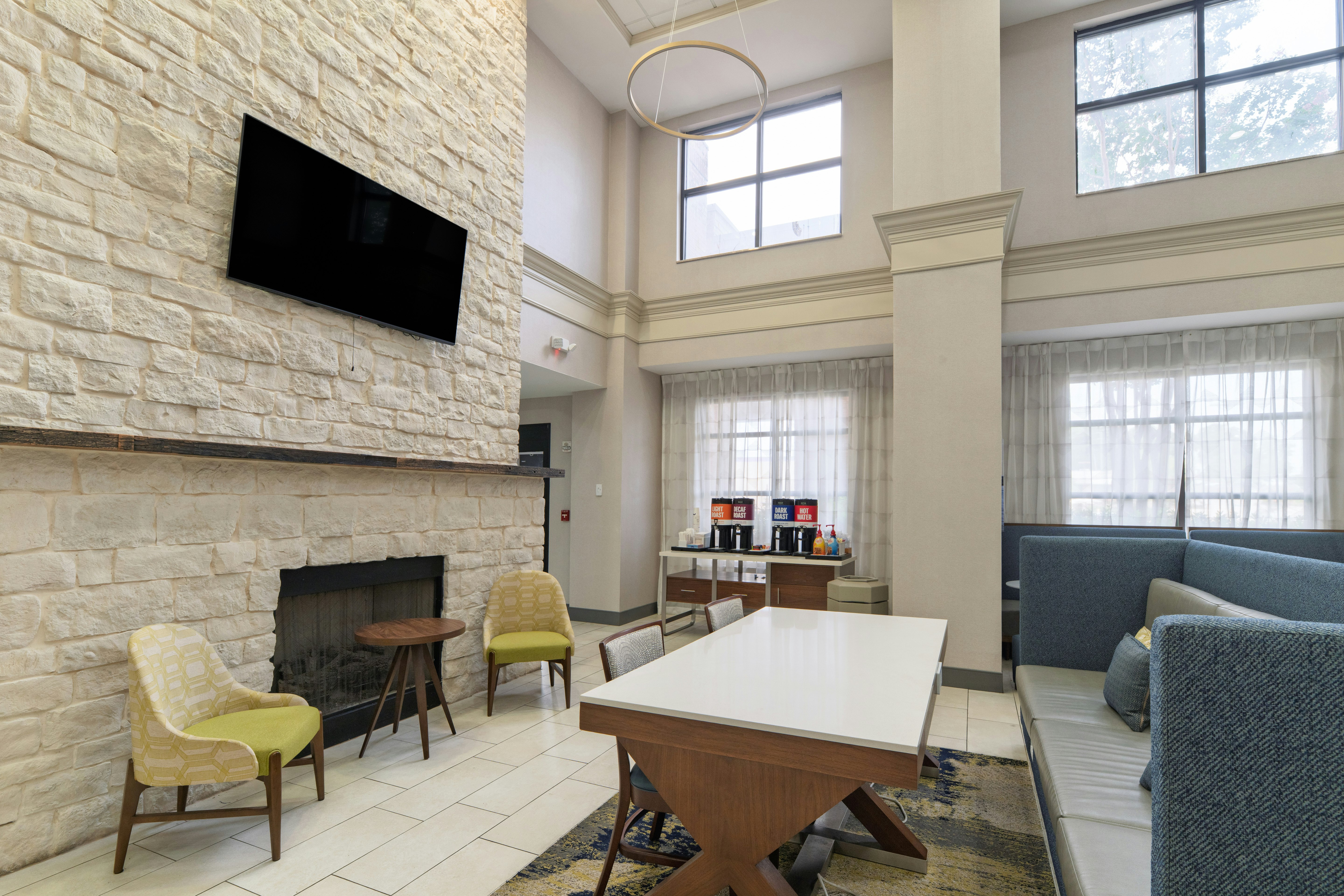 Hampton Inn Suites Florence Downtown 20/30