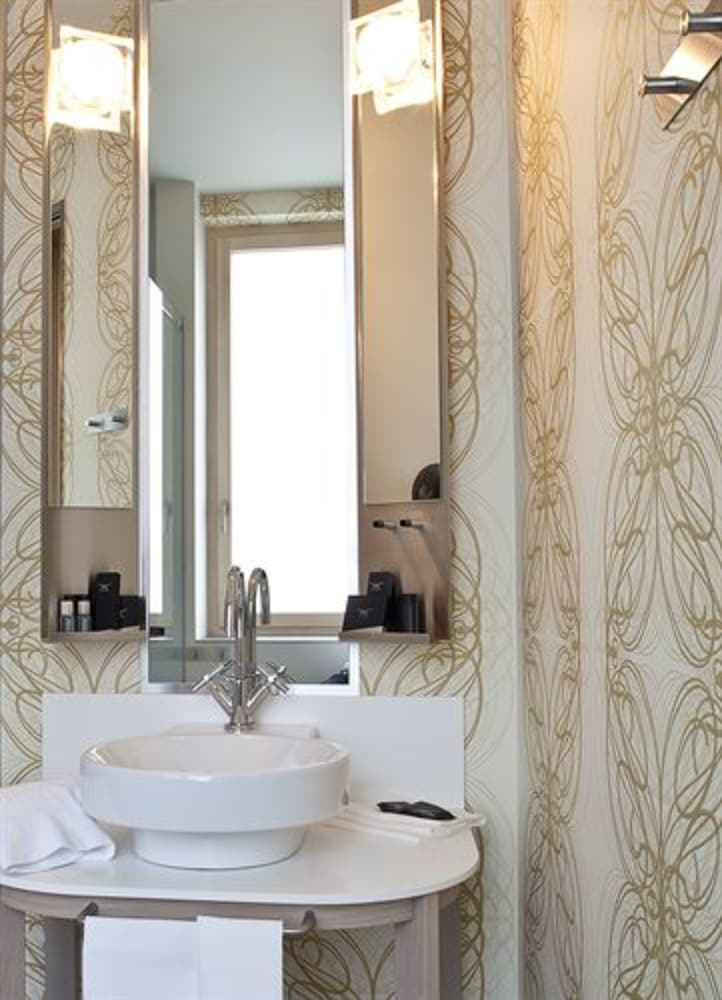 JUNIOR SUITE, DOUBLE BED