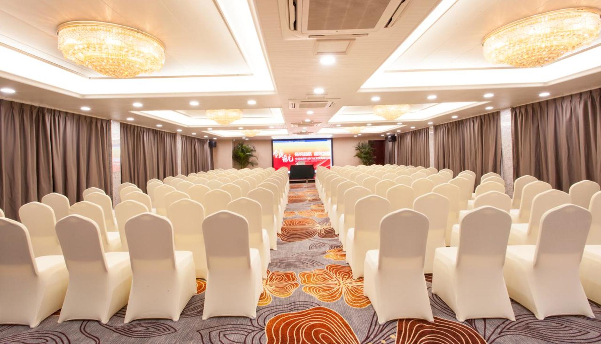 Days Inn by Wyndham Business Place Guilin Yishun 22/23