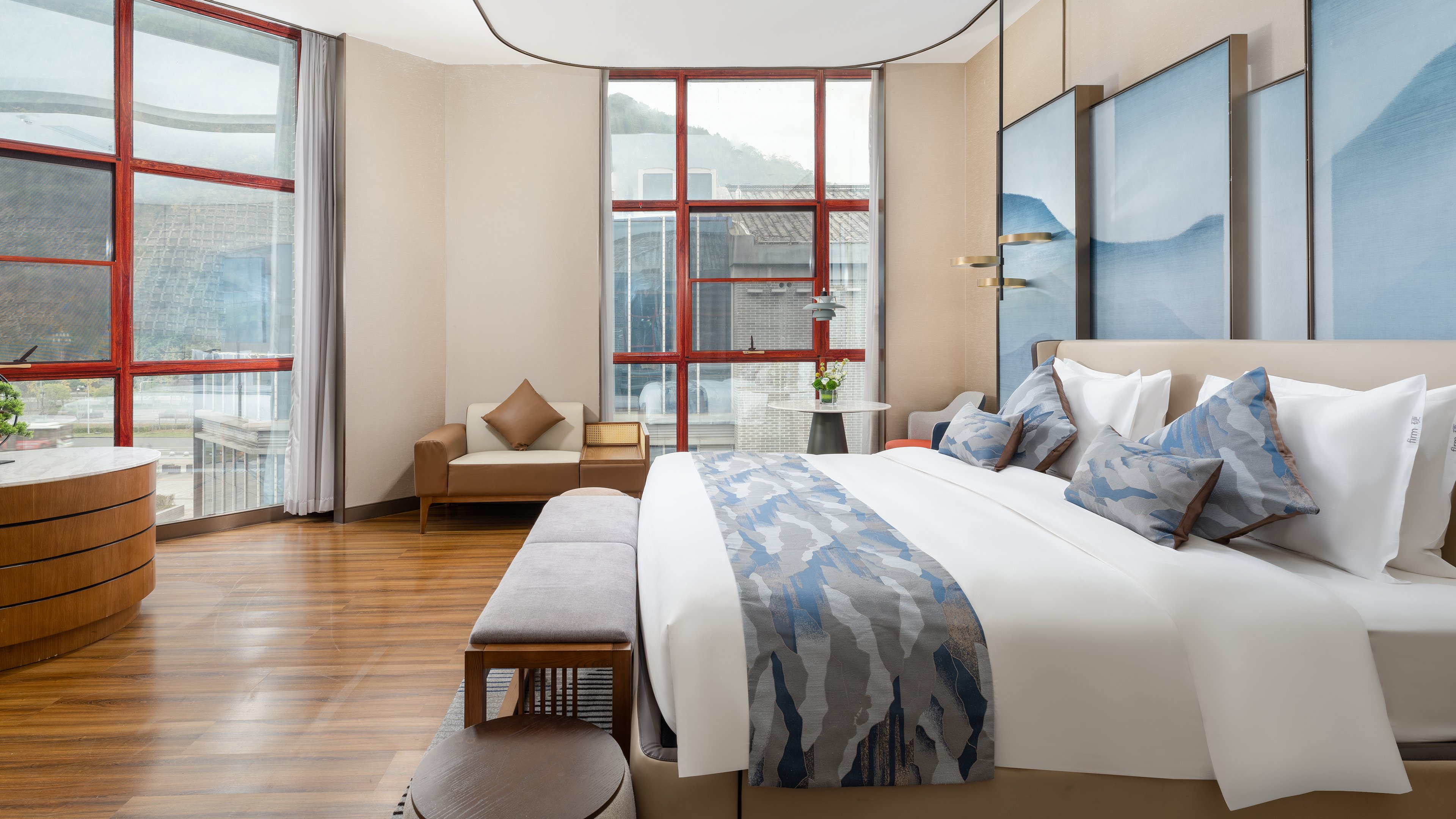 1 Bedroom, Suite, King Bed, Living and Dining Areas