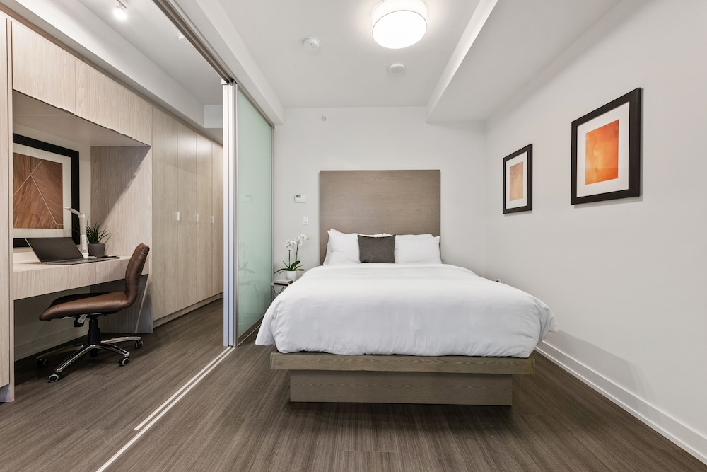 1 BEDROOM, COURTYARD, EXECUTIVE