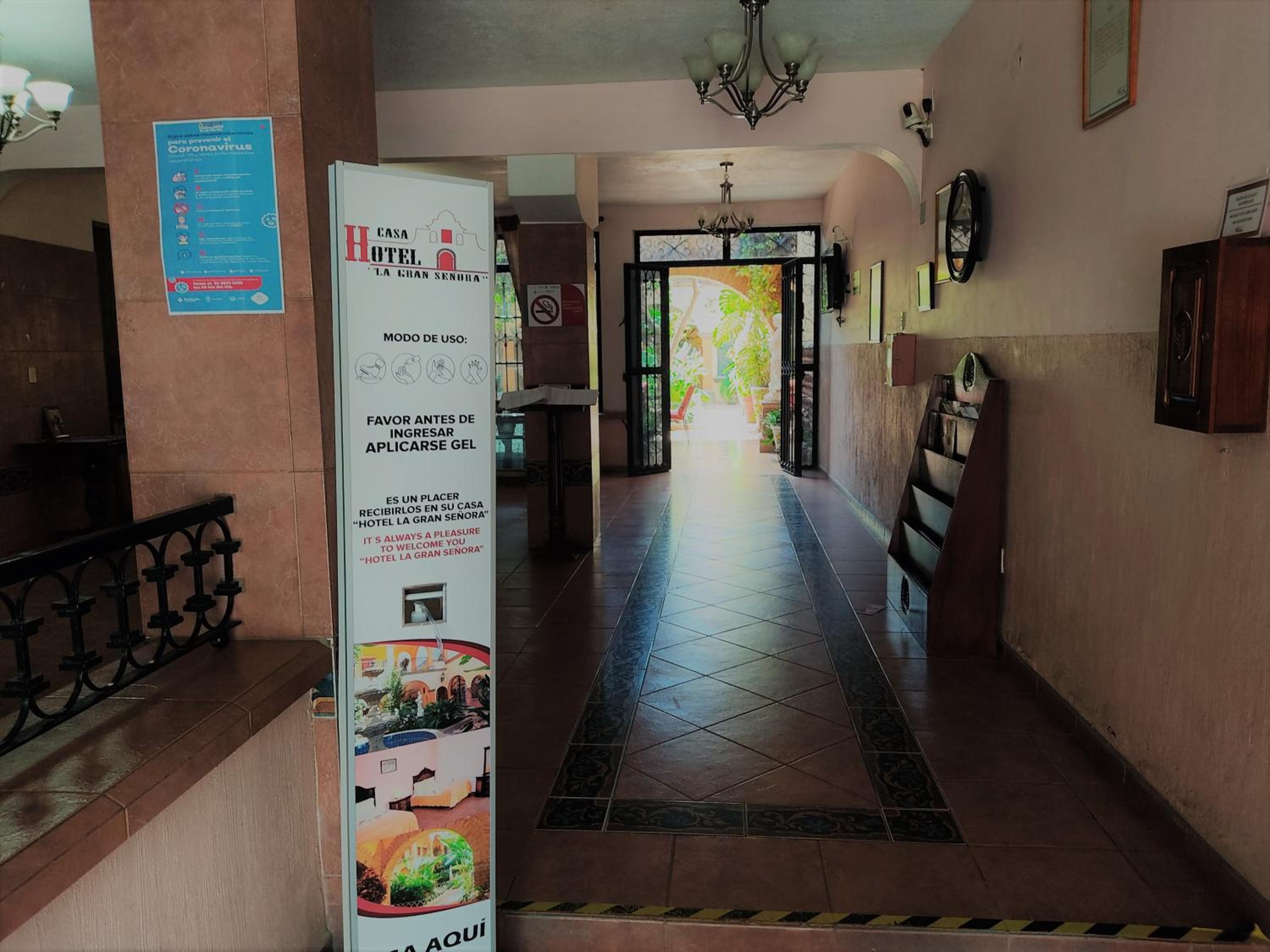 Hotel Casa La Gran Senora 23/31