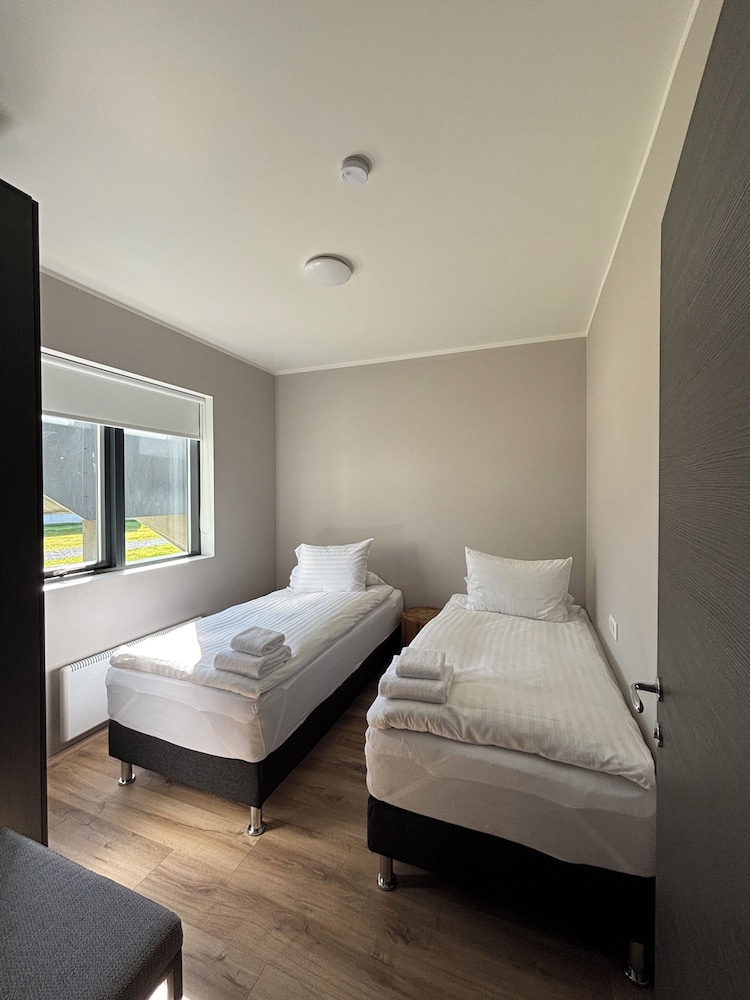 Vik Apartments 26/63