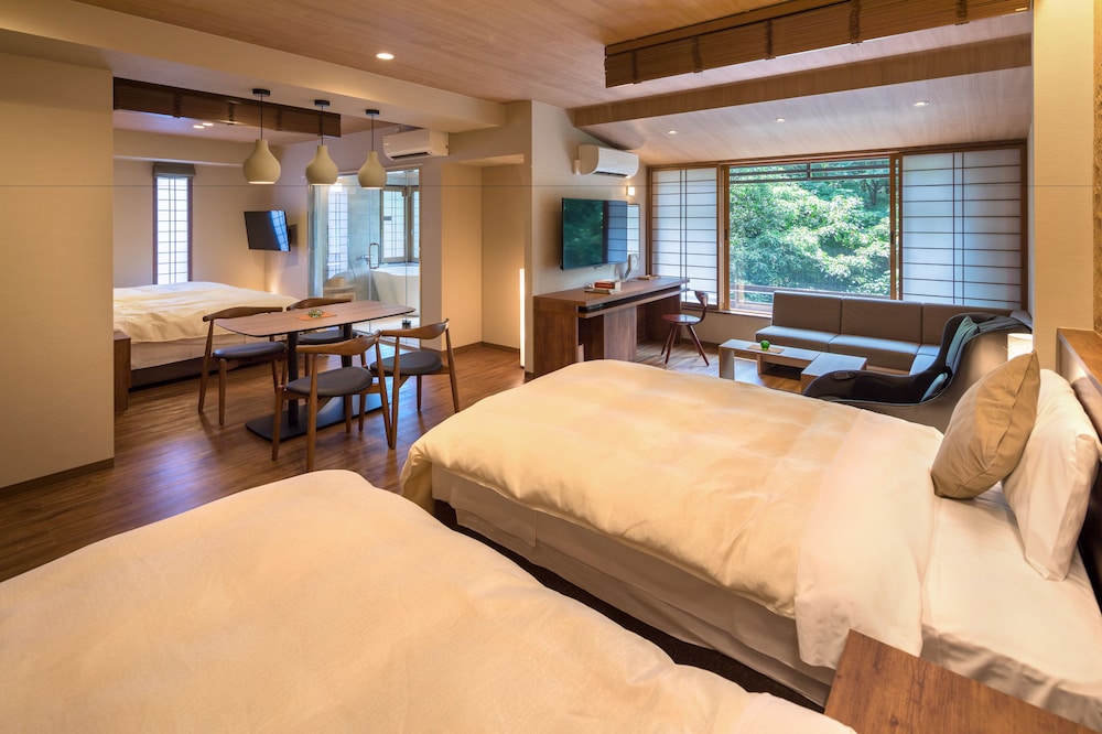 STYLE, MOUNTAIN, SUITE, WITH VIEW, BATHTUB