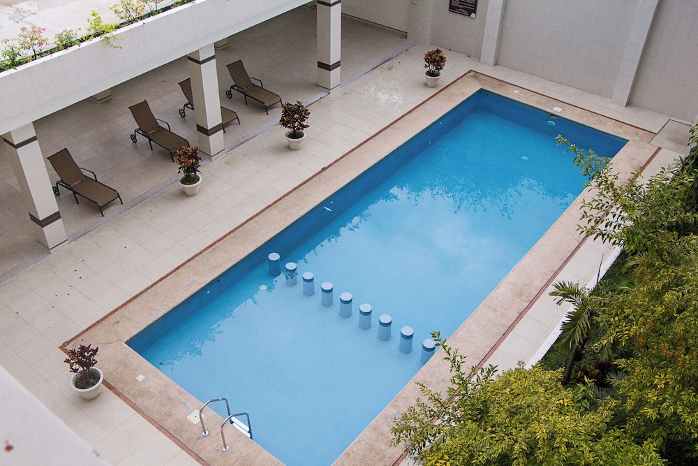 Villa Las Margaritas Sucursal Caxa Hotel 48/68