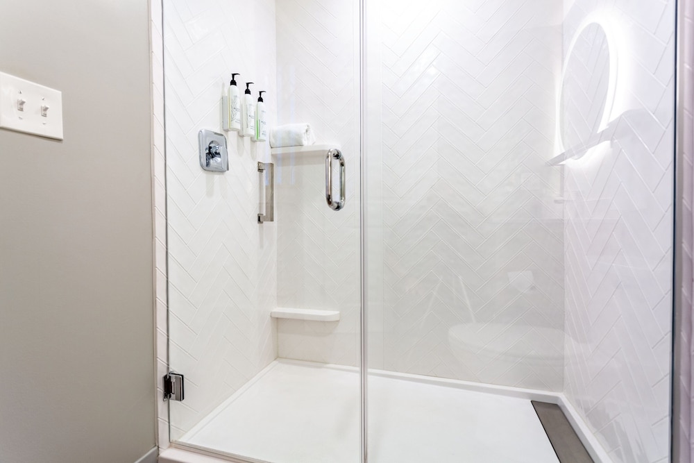 TownePlace Suites by Marriott Raleigh-University Area 50/50