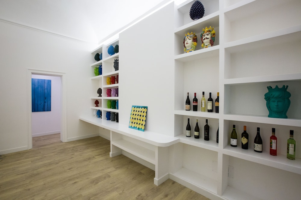 Palermo In Suite Aparthotel Shs 3/52
