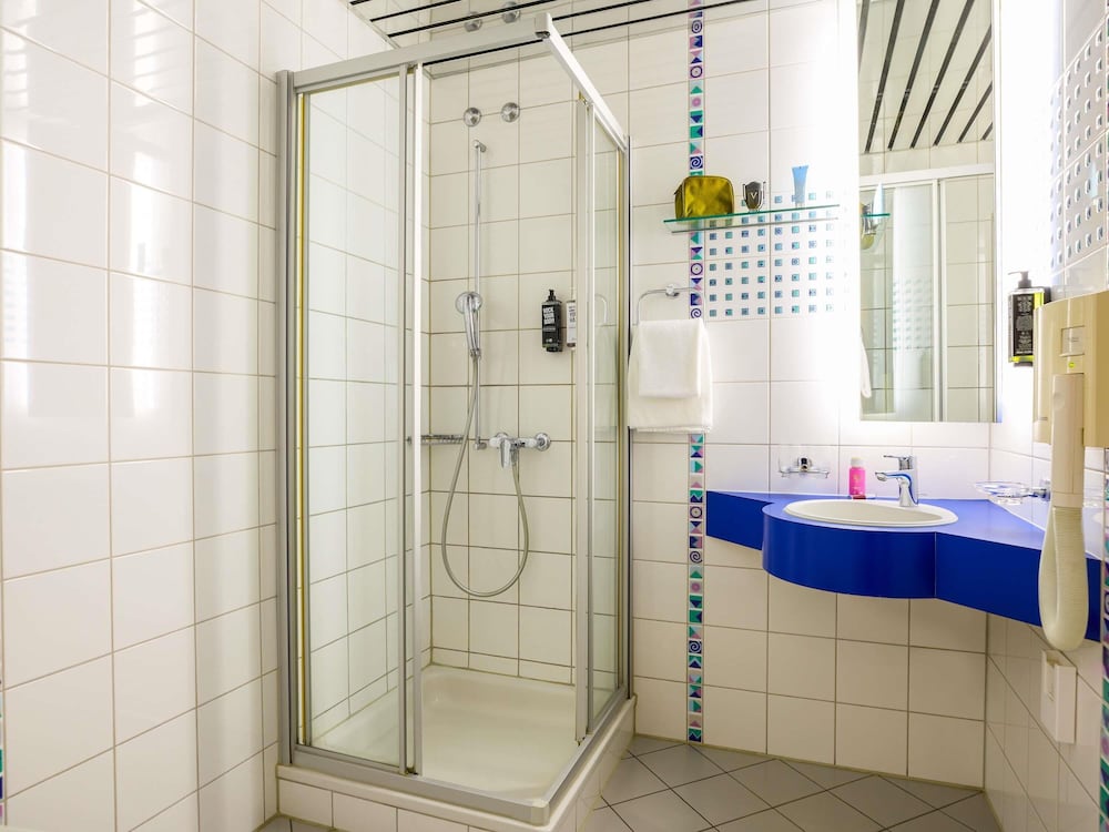 Ibis Luzern Kriens 56/59
