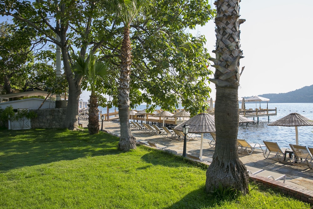 Karianda Hotel 34/50