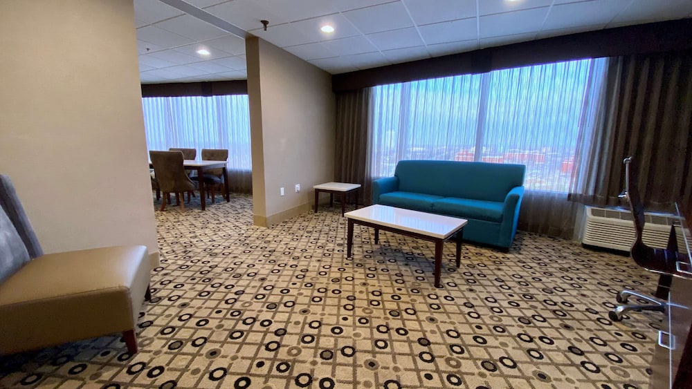 Radisson Hotel Southfield-Detroit 40/53